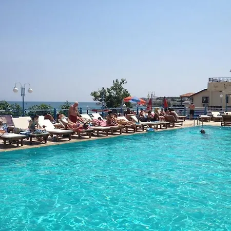 Sancar Kardia Hotell