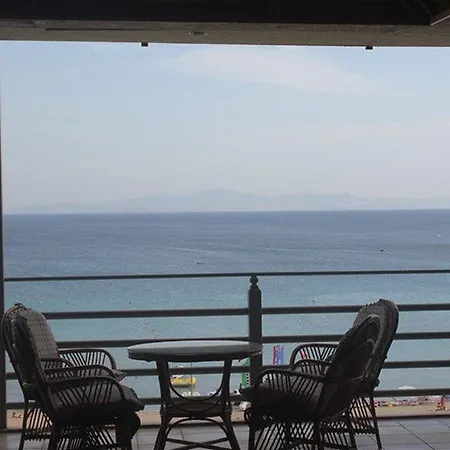 호텔 Sancar Kardia 디딤